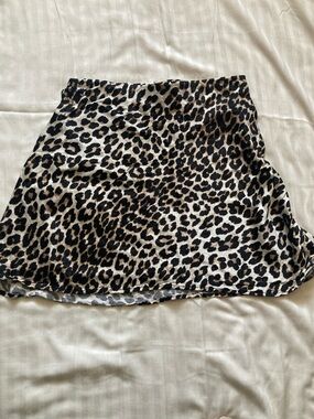 H&M Mini Cheetah Print Skirt